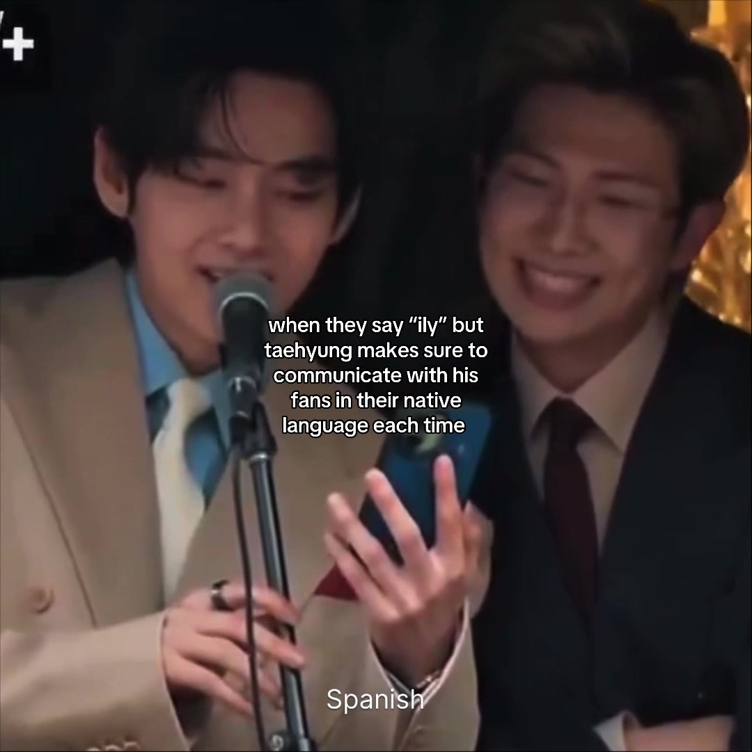 @ꪜ