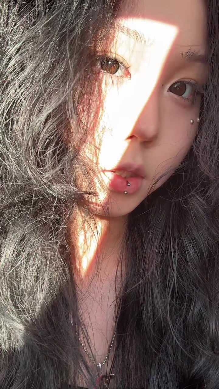 @лика
