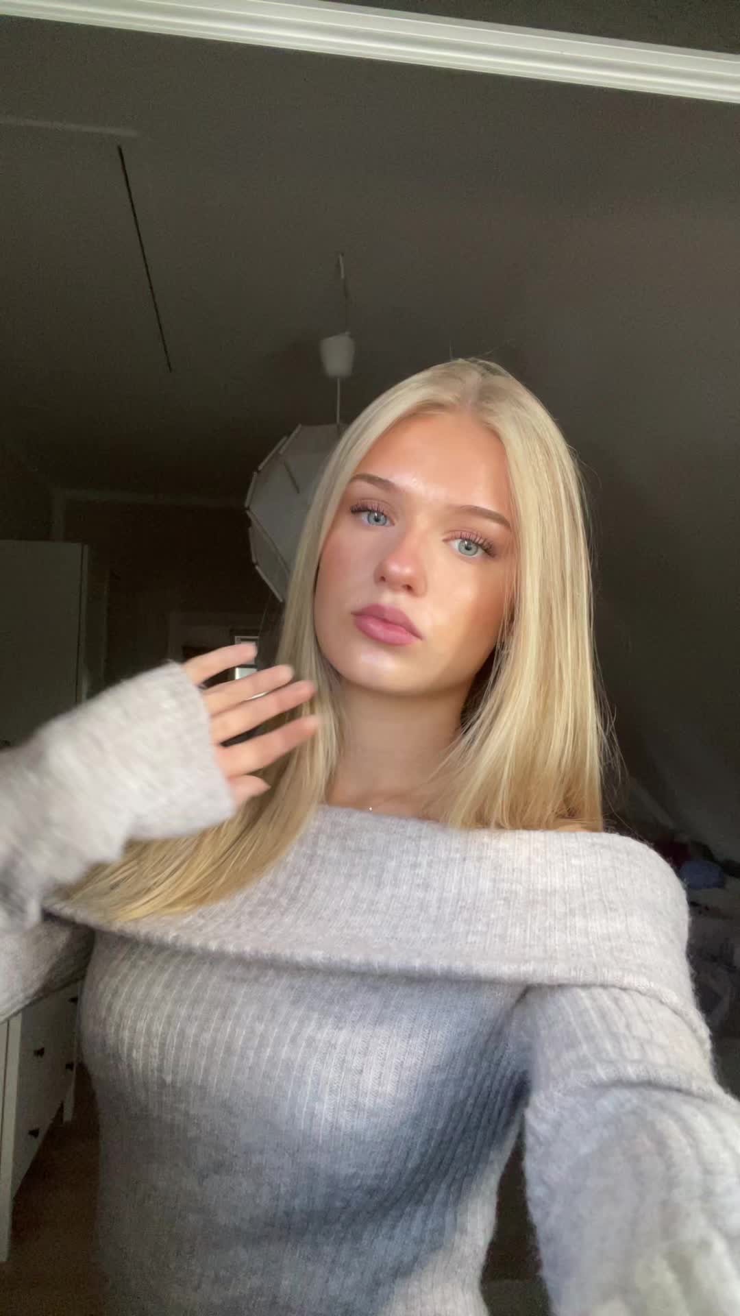 @Lara