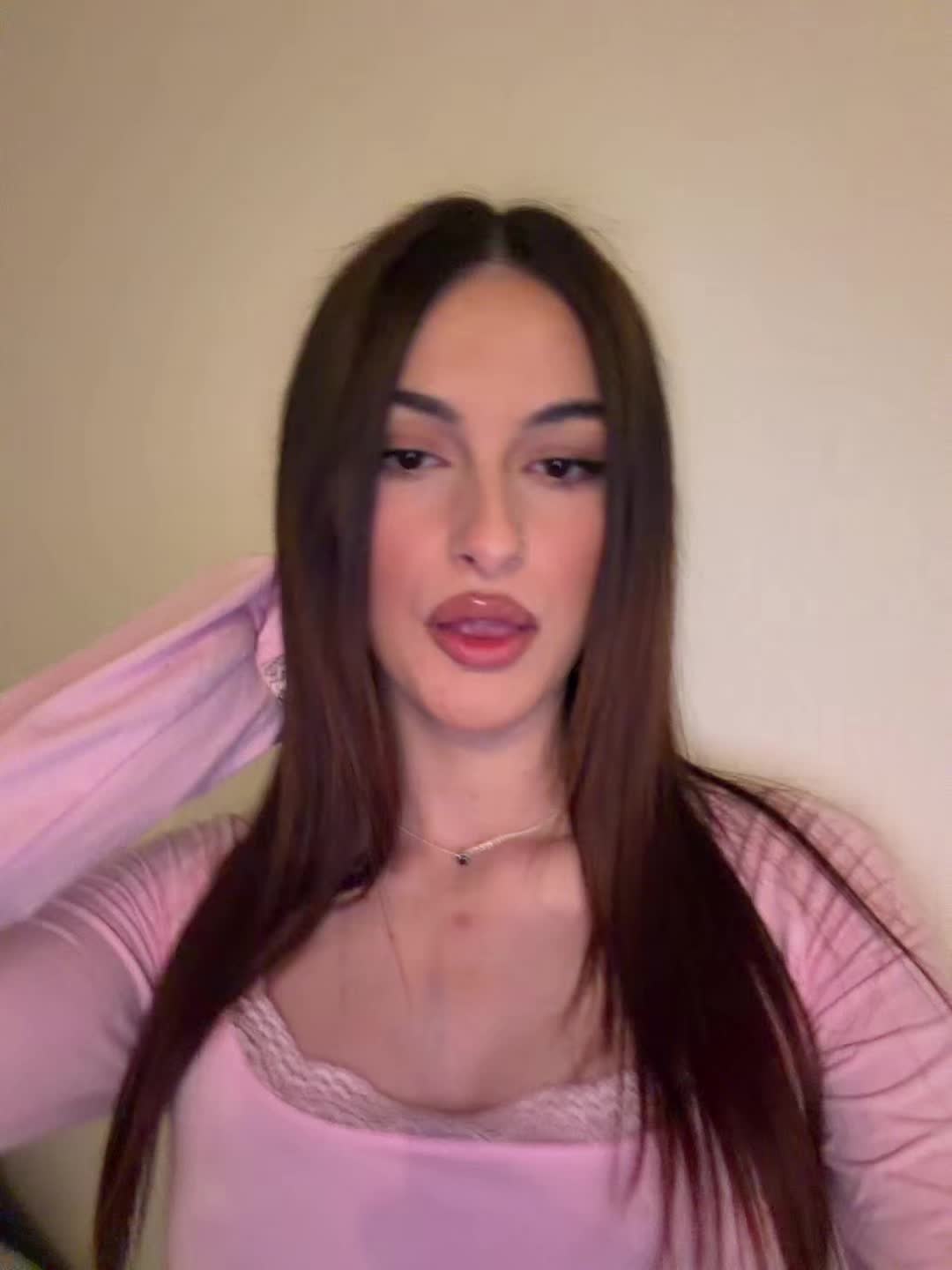 @Eᒪᗩ ྀ