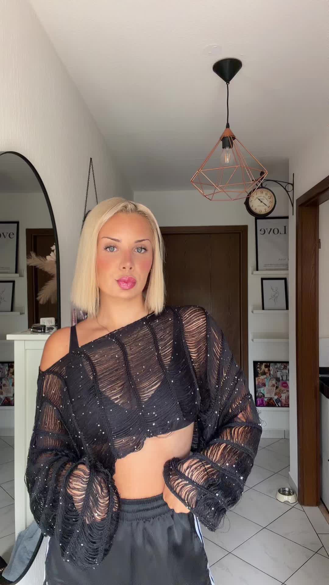 @NYXEA