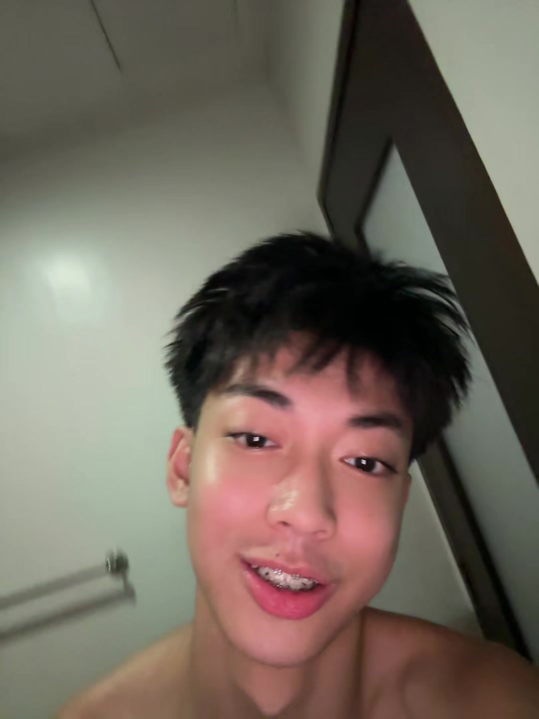 @🤿