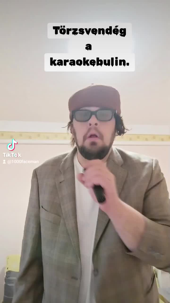 @Ezerarcú🎤📢🎭😺