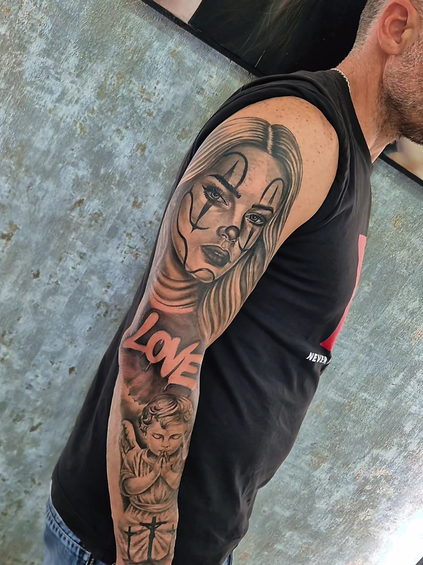 @Azvard Tattoo