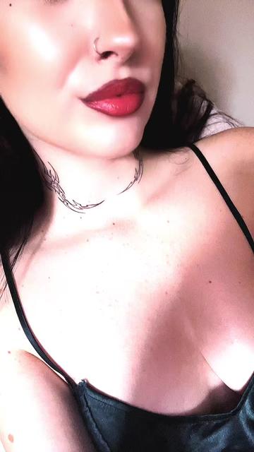 @SilverBanshee