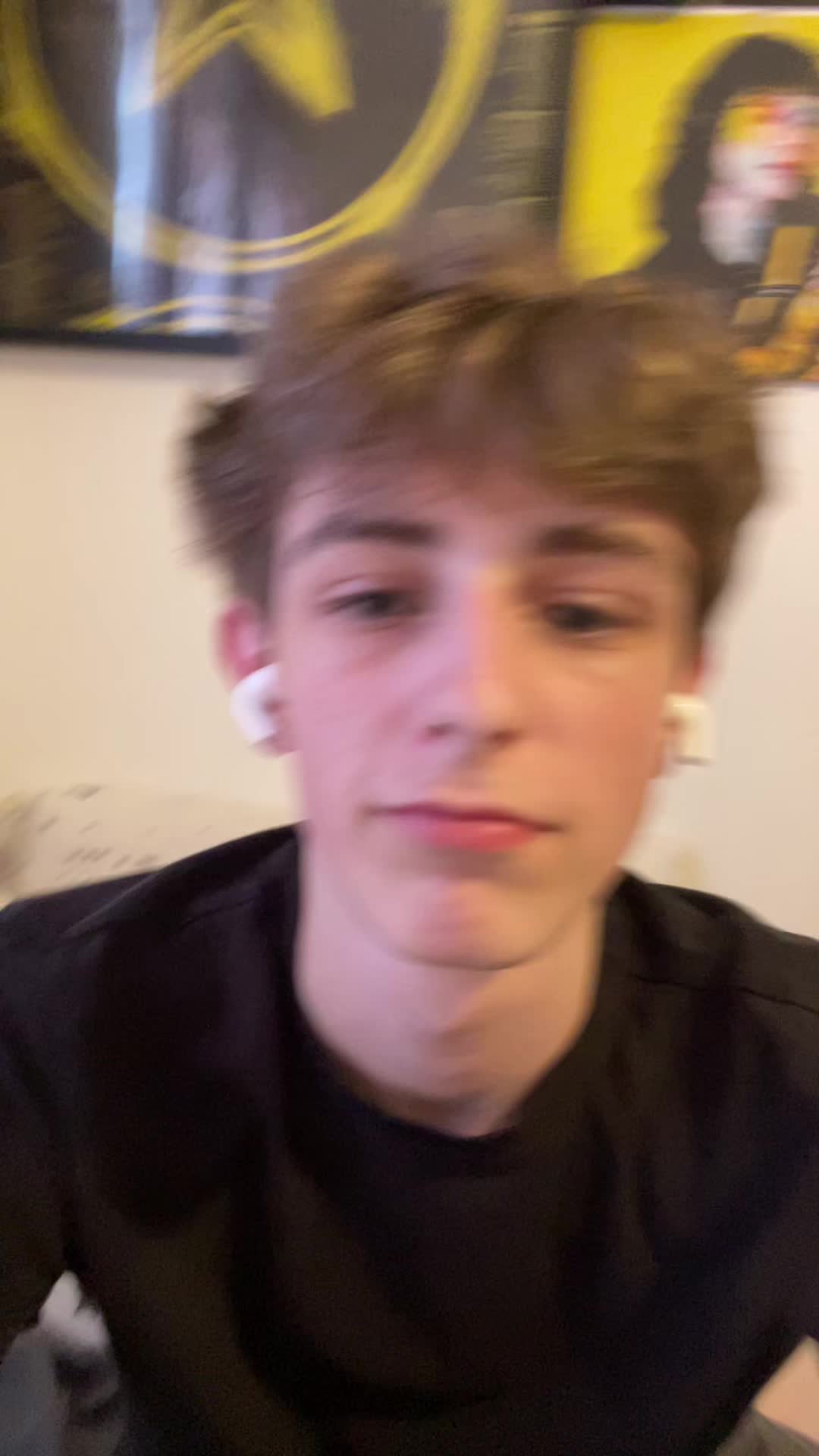 @a_r0se_