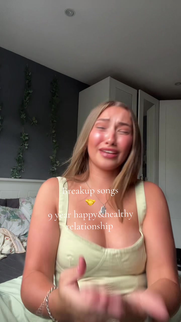@Itsbeckyryan