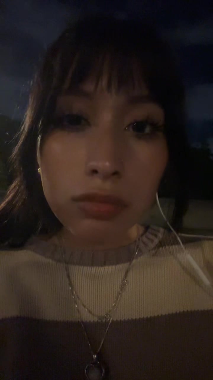 @vi