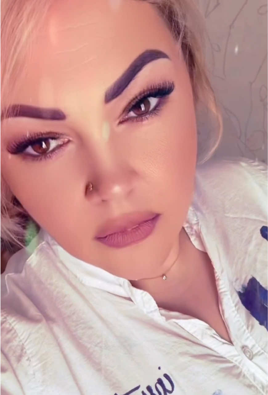 @𝒱𝒾💍𝓁𝒶 🇪🇪