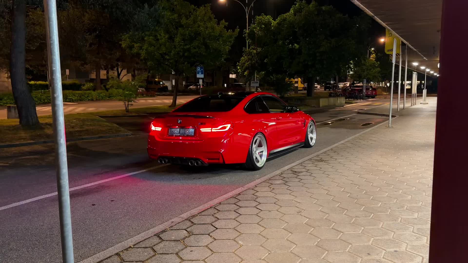 @F82 Rosso Corsa
