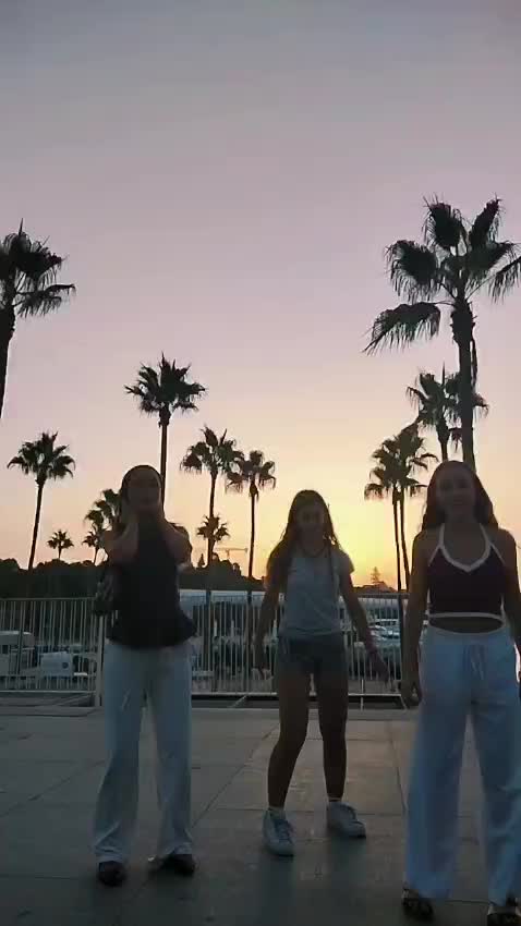 @Mariaaaa😛