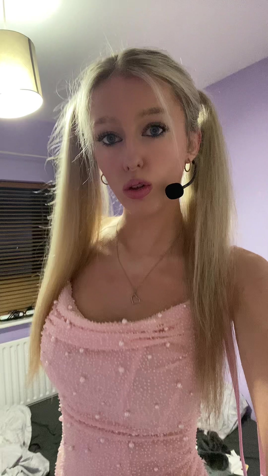 @Eva