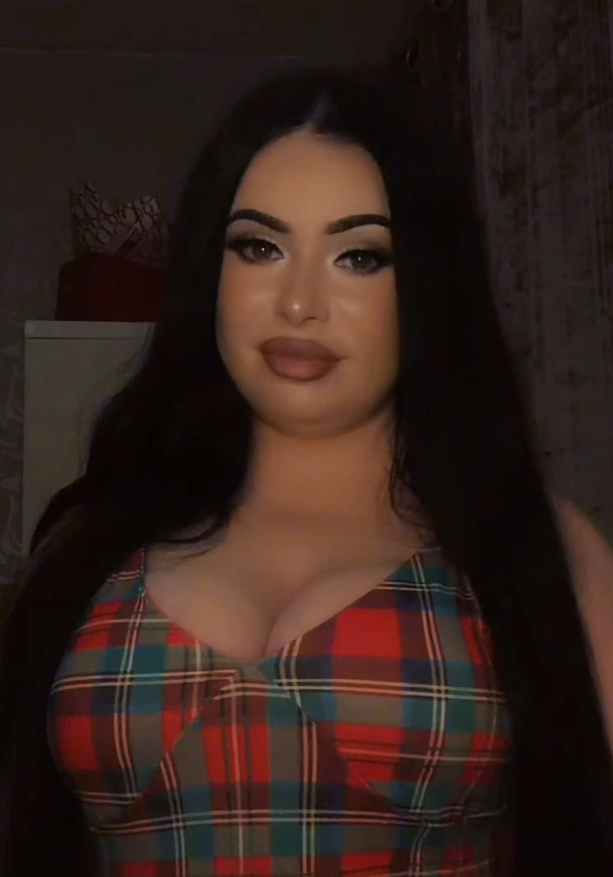 @r0x.ana1