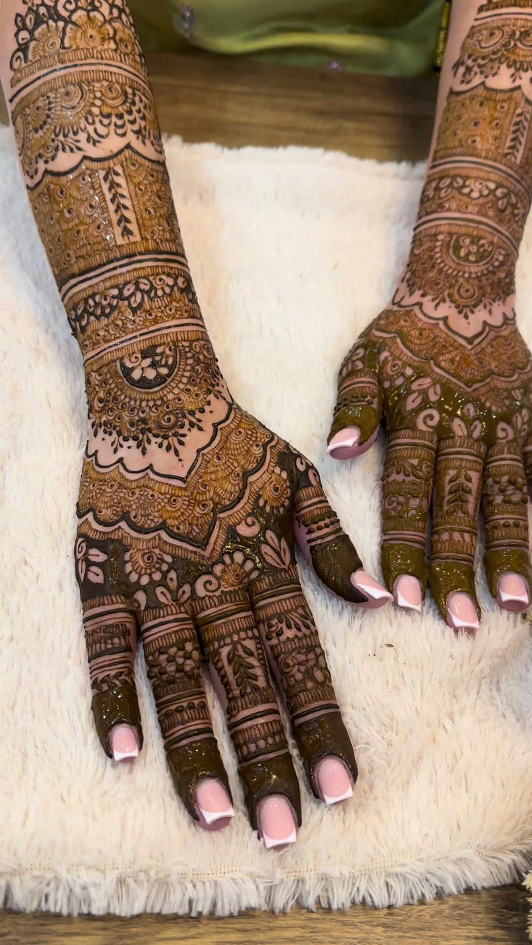 @Fiza Mehndi