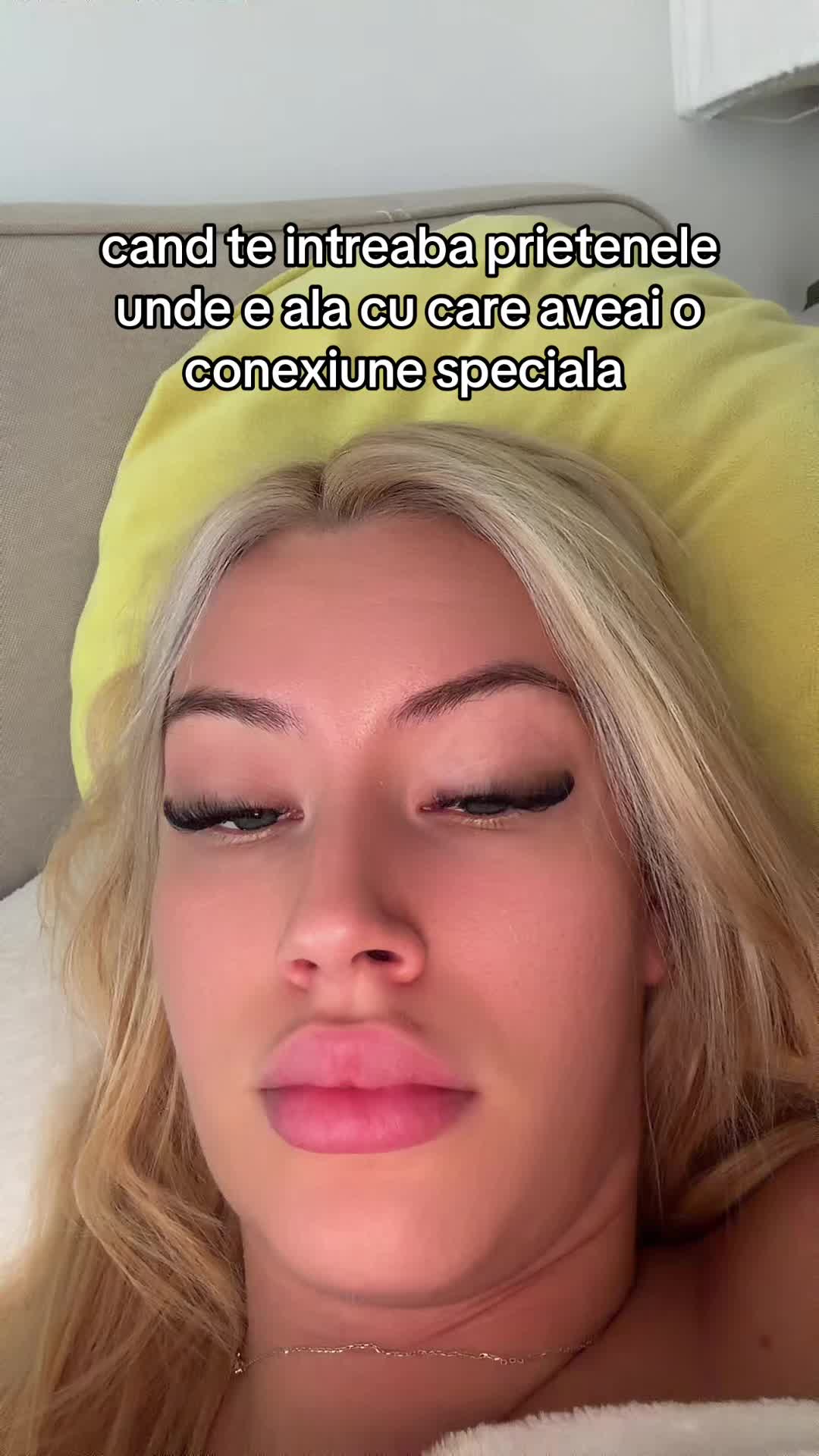 @AlexandraM12