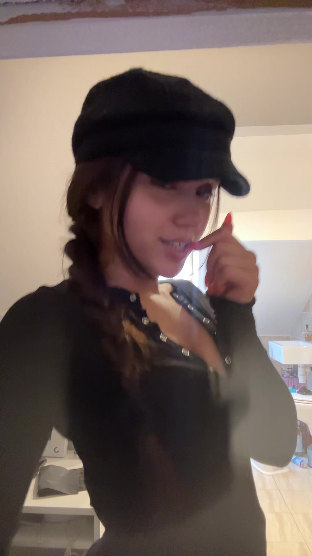 @sexymysterious lady