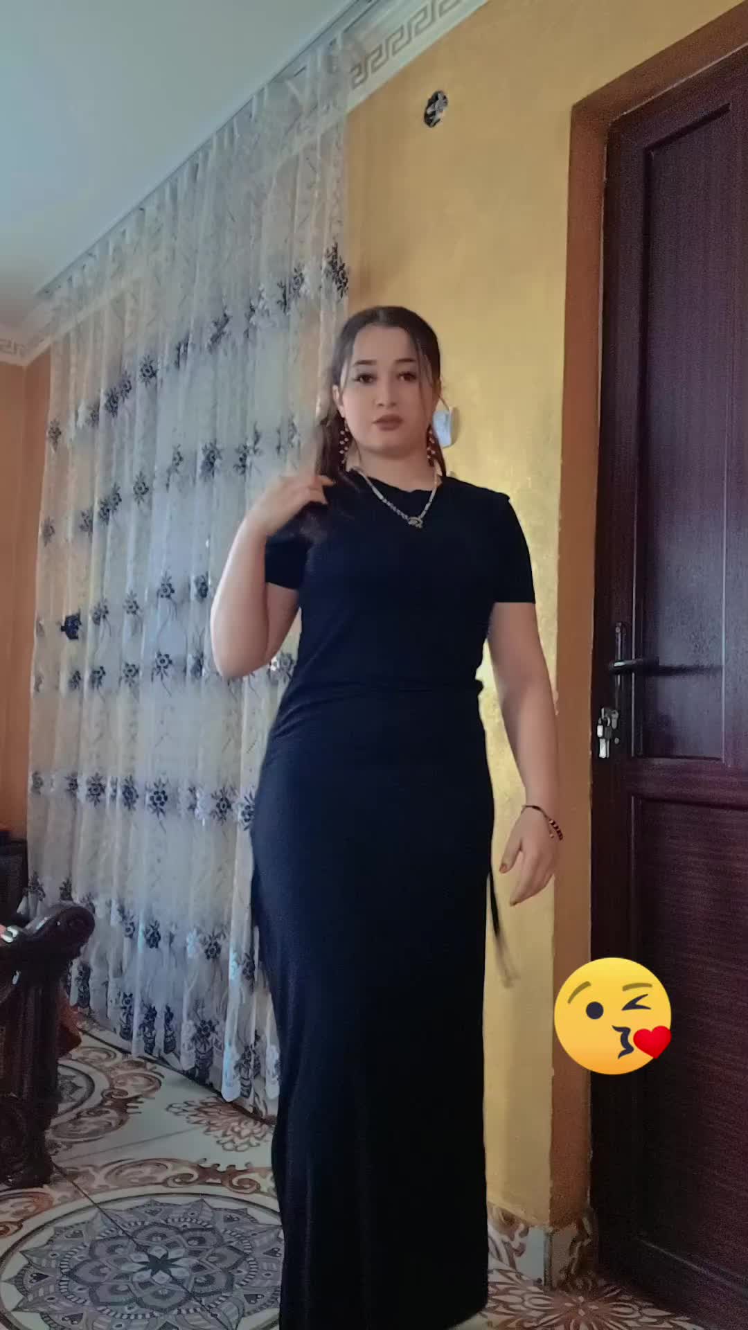 @Ana Amalia 123