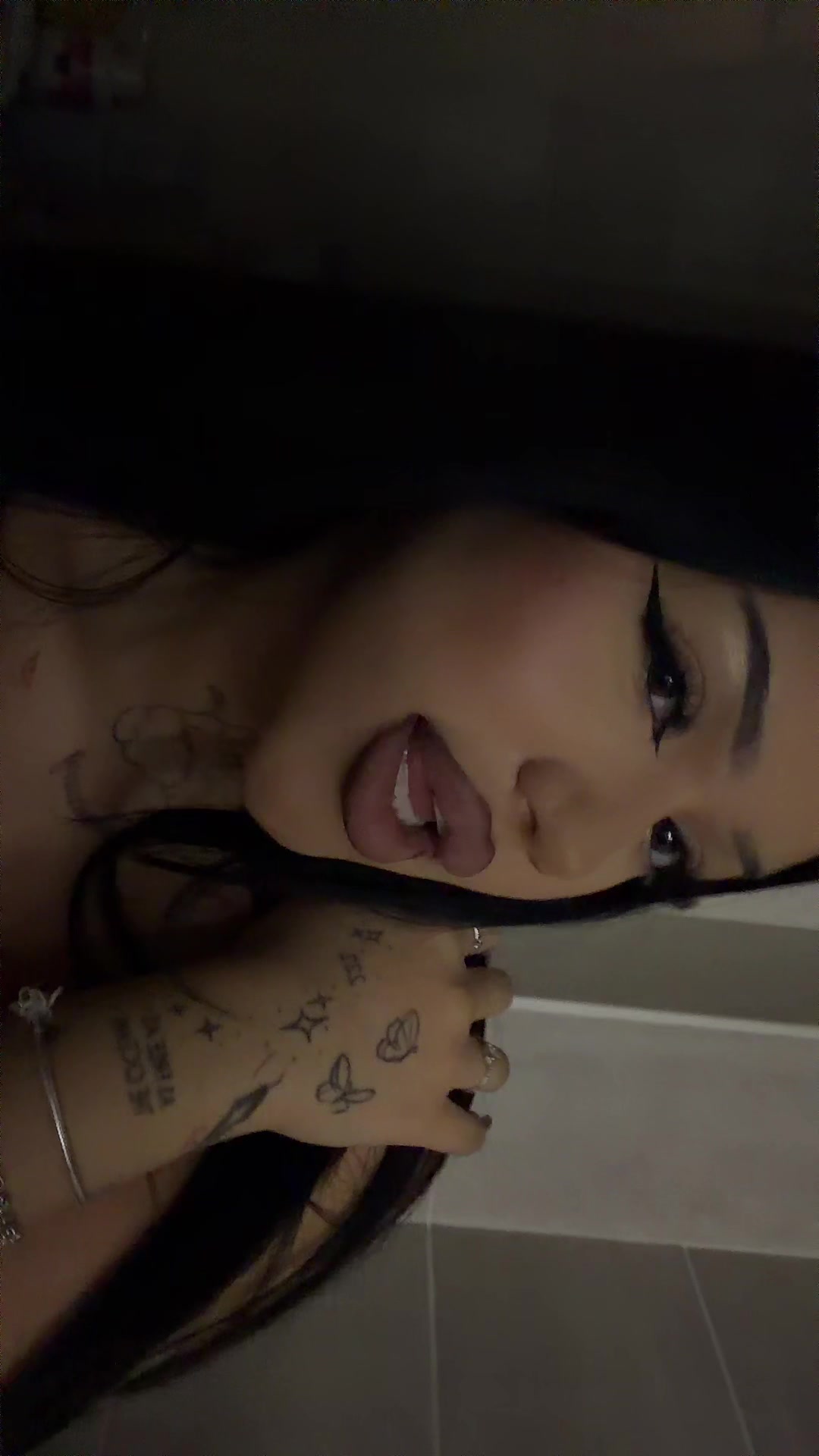 @niniiiii