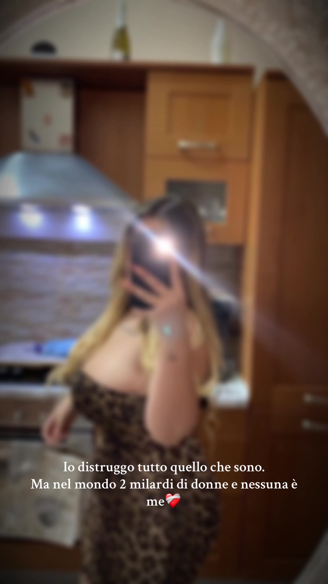 @_rosypetrone_