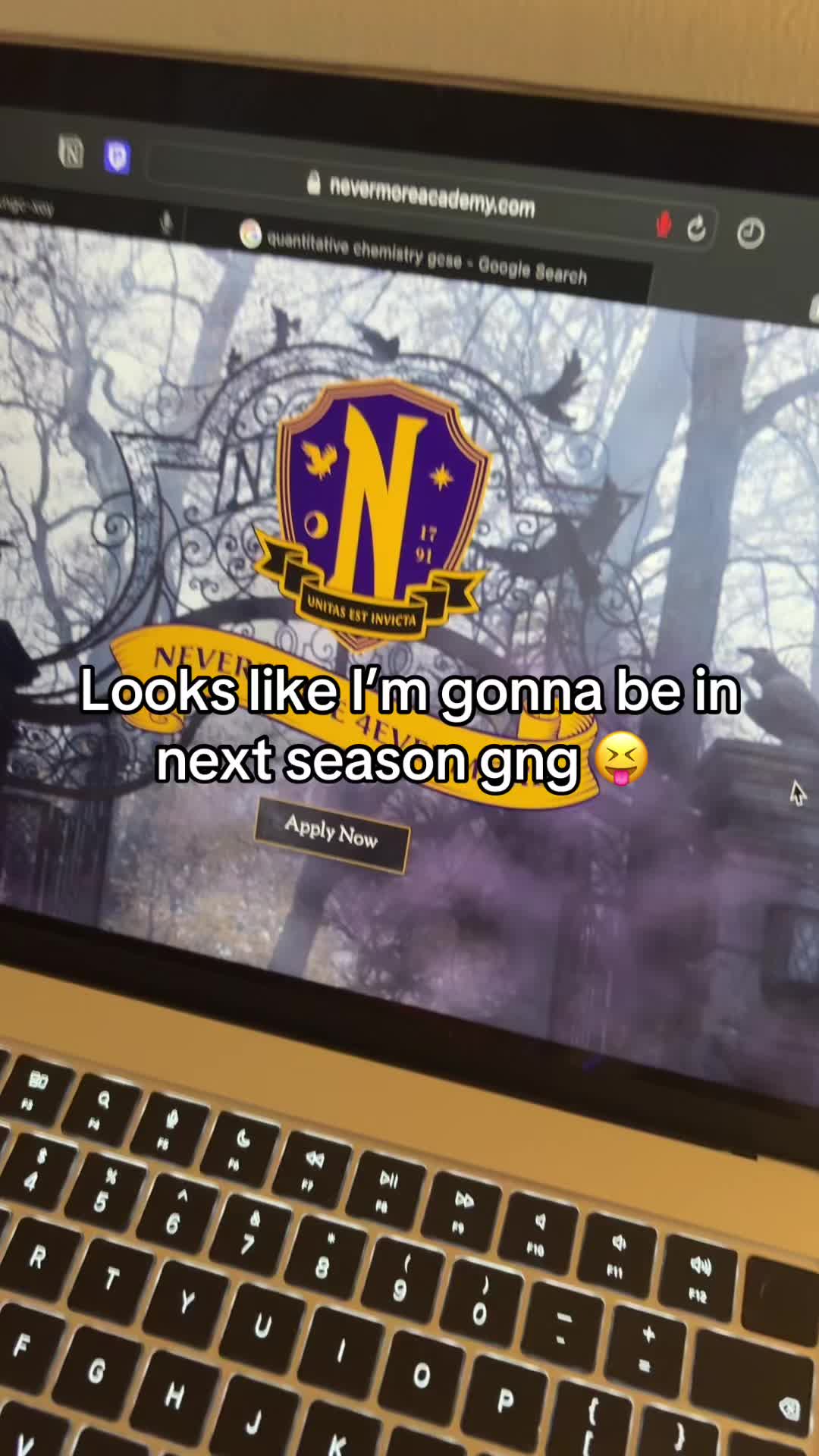 @C💫