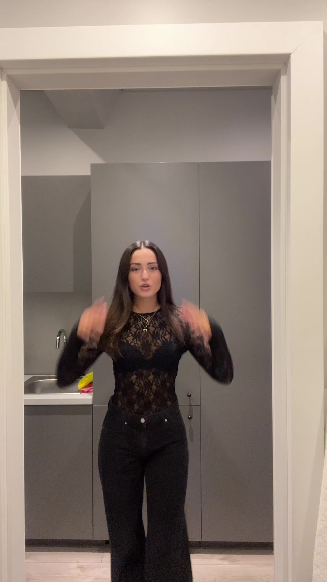 @dianadicola