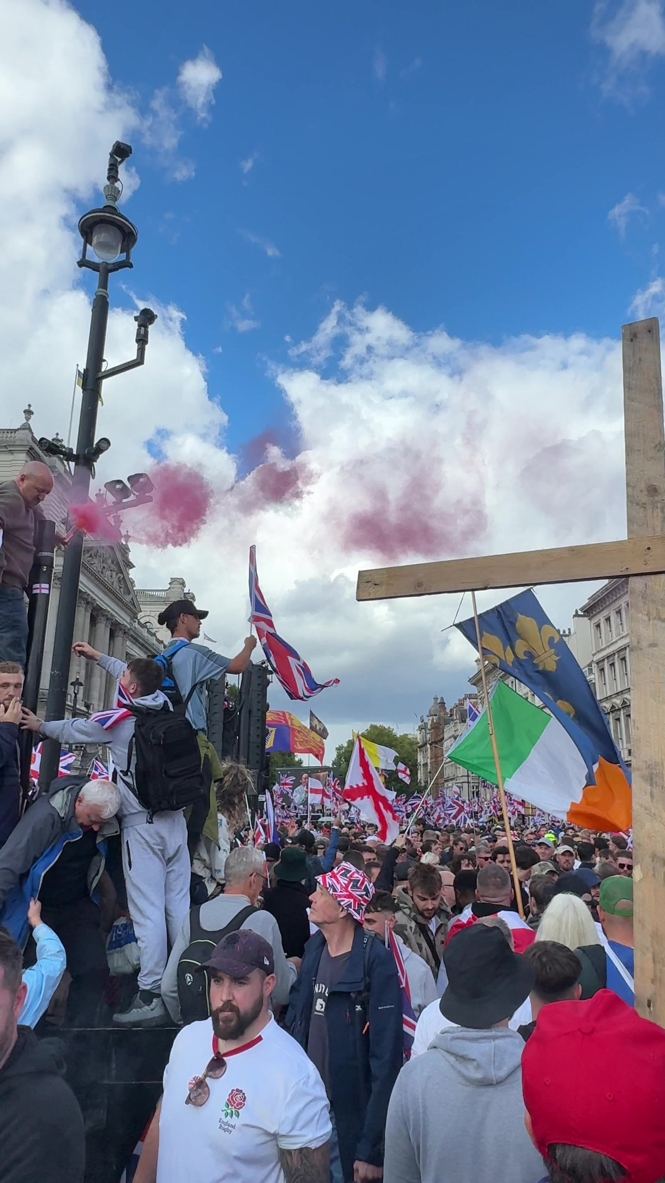 @Manny🇺🇿🏳️&zwj;🌈🇬🇧