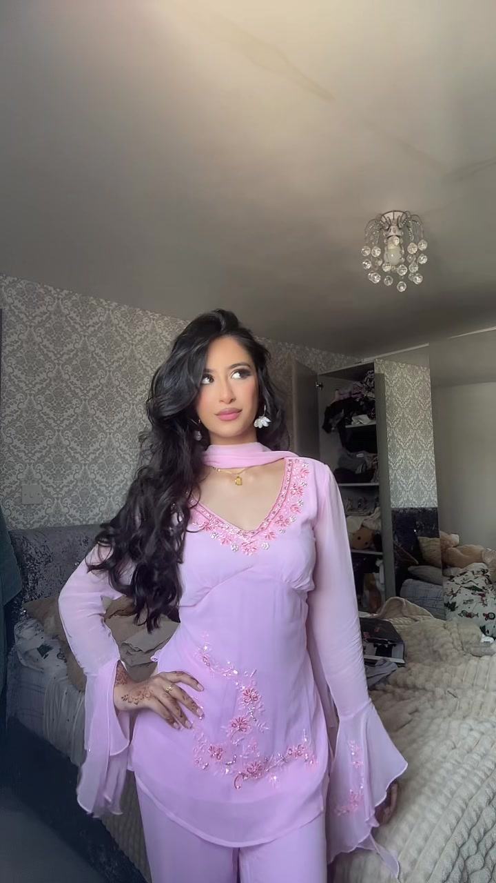 @Muskan