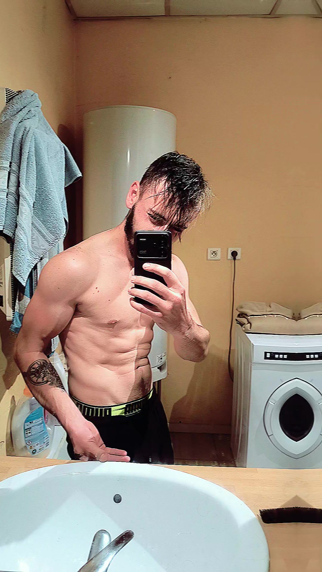 @Lucif3R
