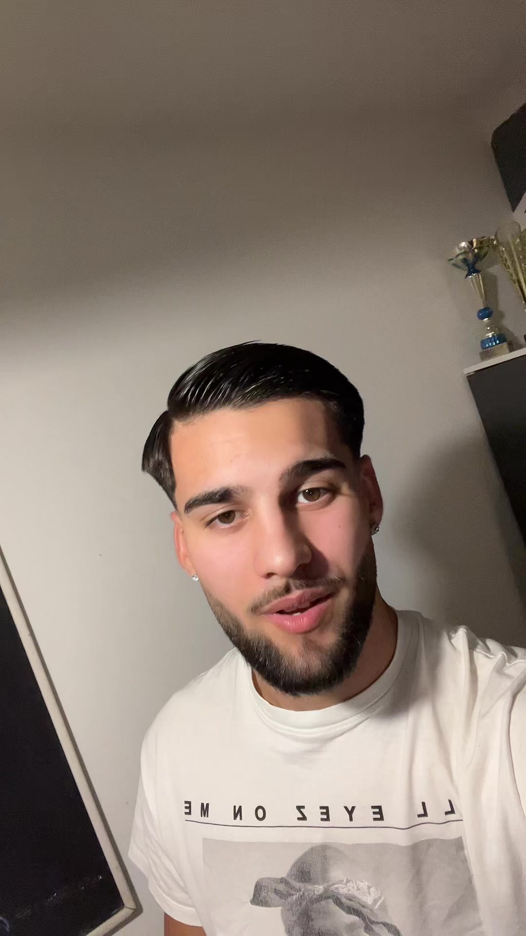 @Tary Béni