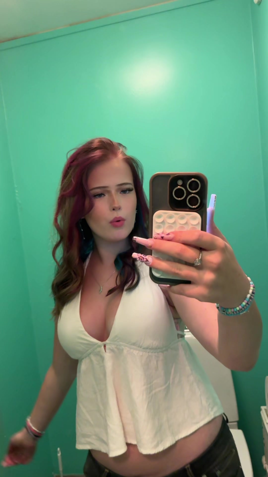 @Ellen😇