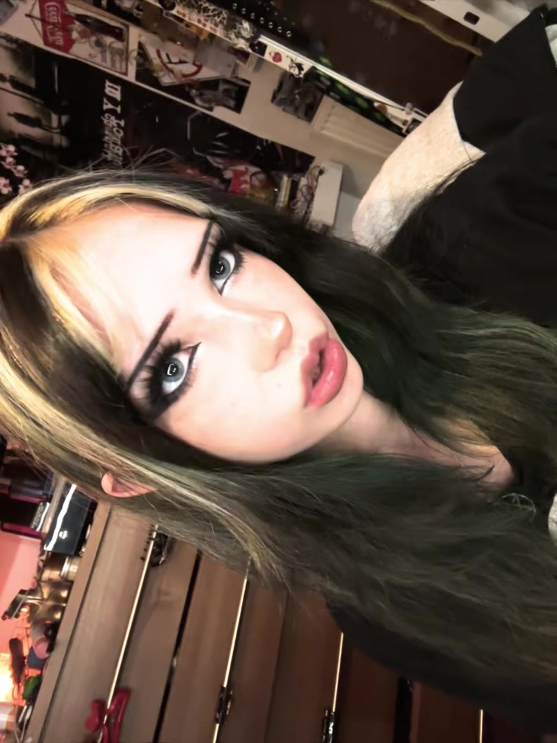@anna🦇