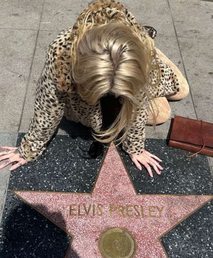 @່