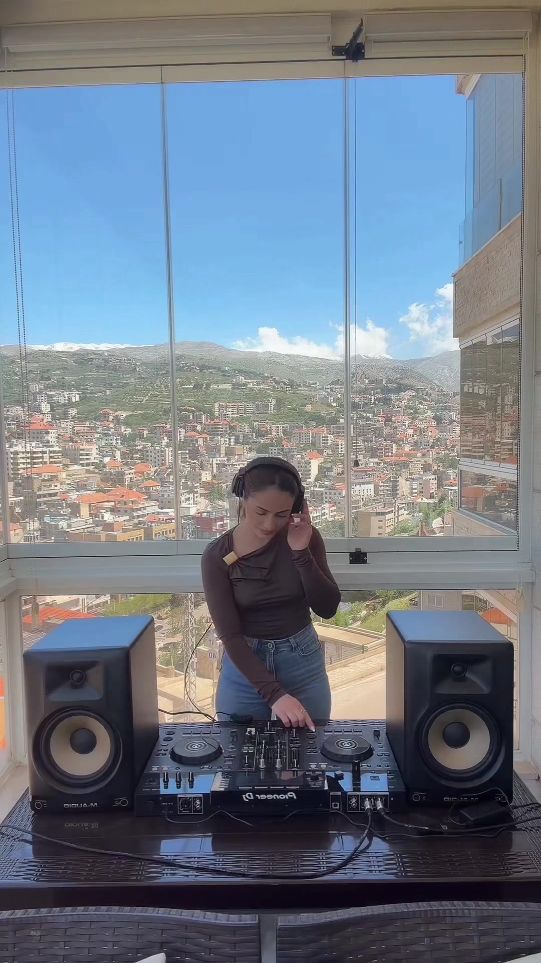 @Dj Suzy
