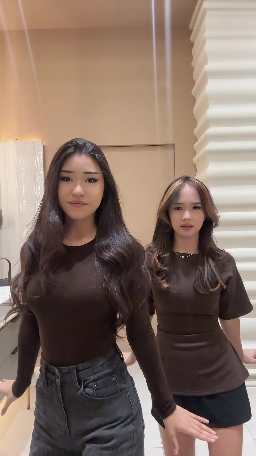 @tina