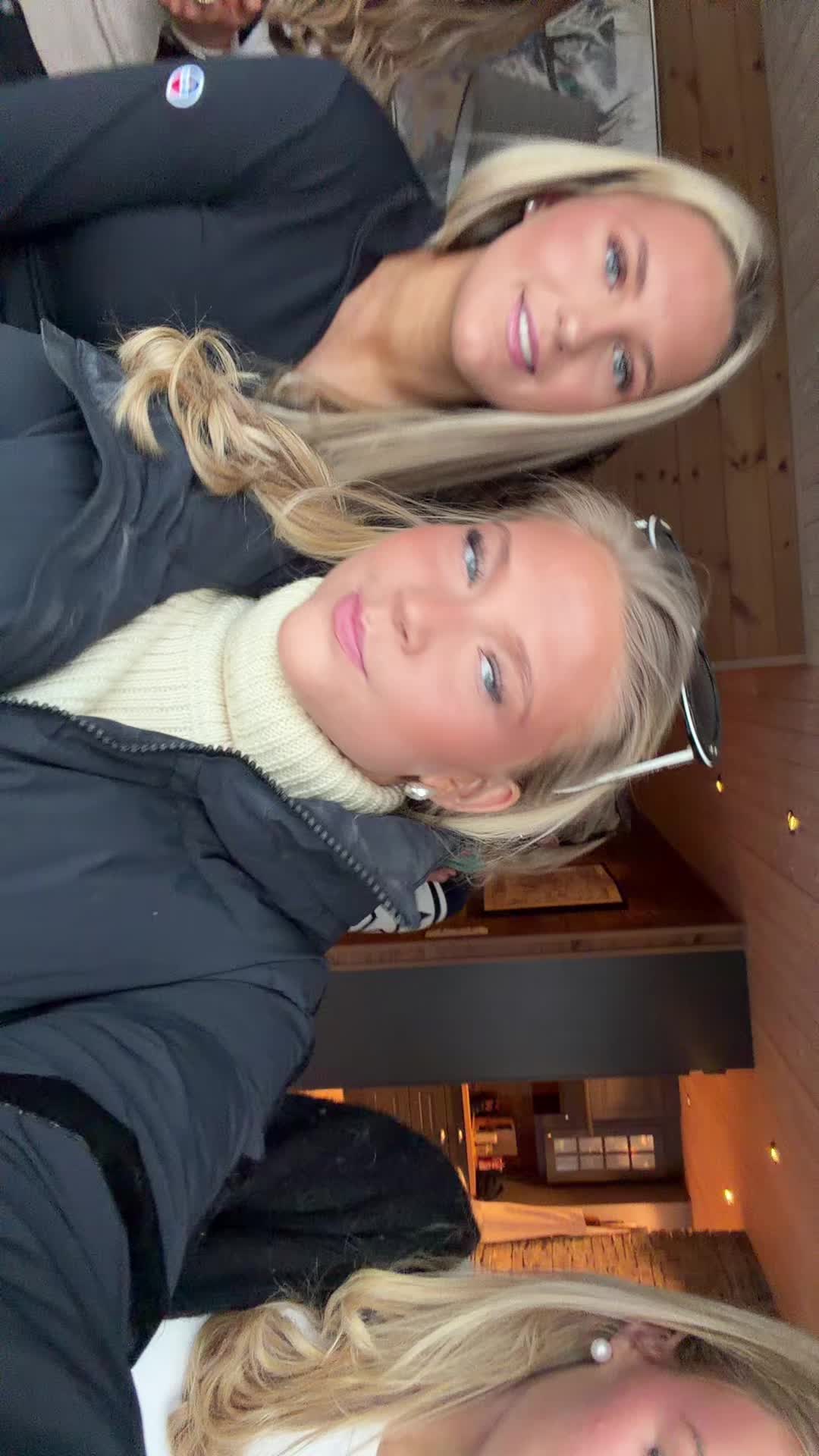 @leahbergee
