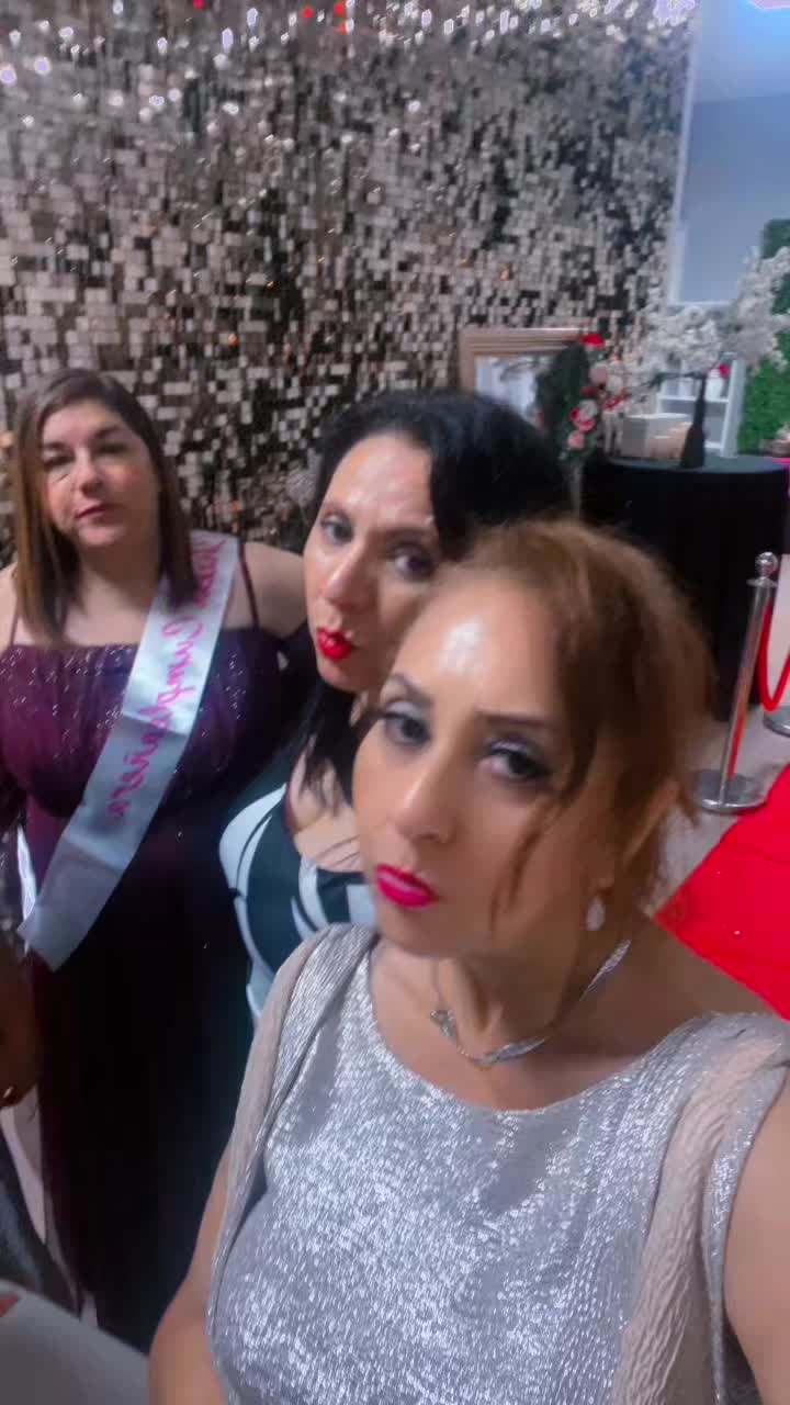@elvia karime