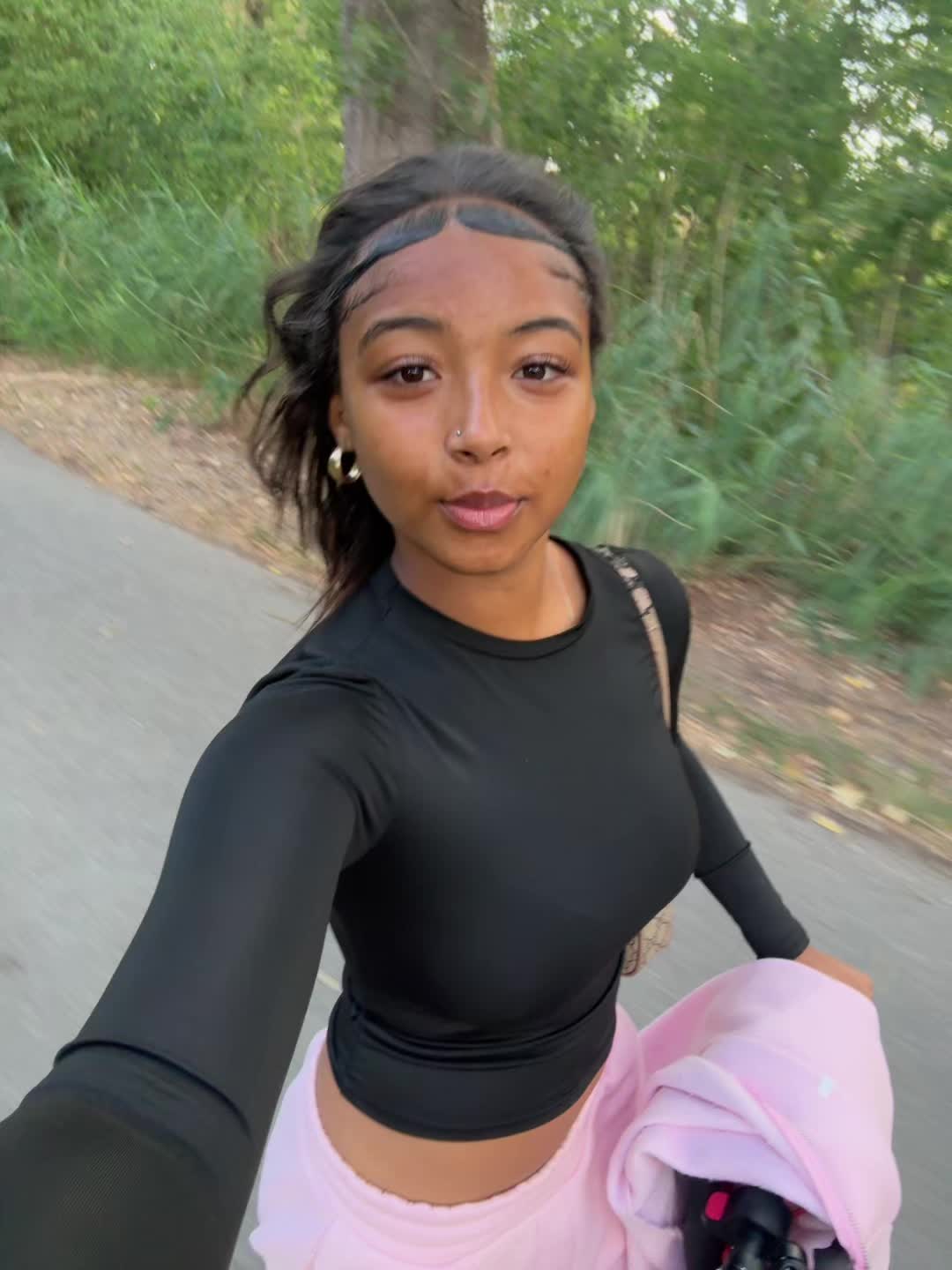 @Emiii