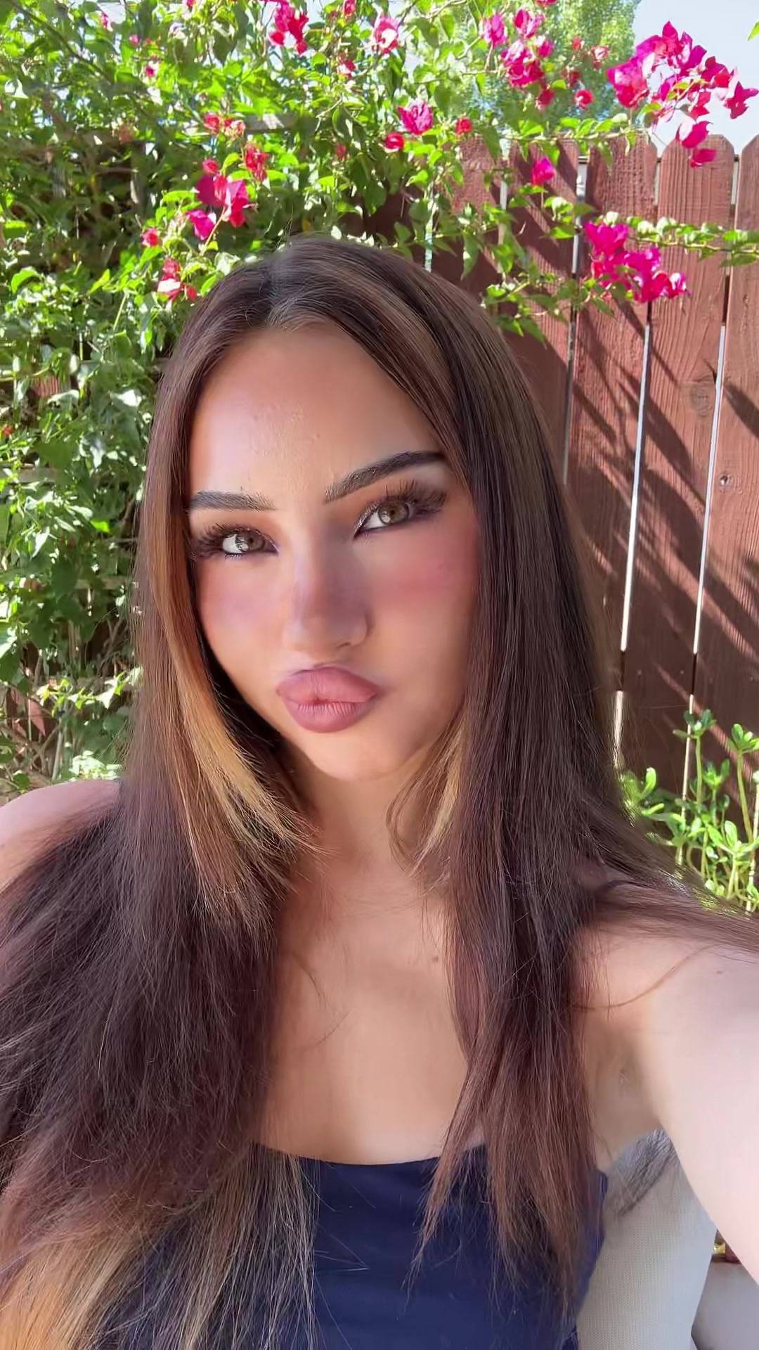 @lizzafterdark
