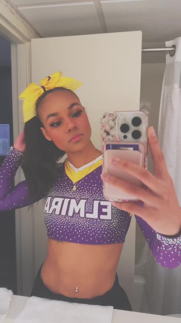 @1ivilouwho