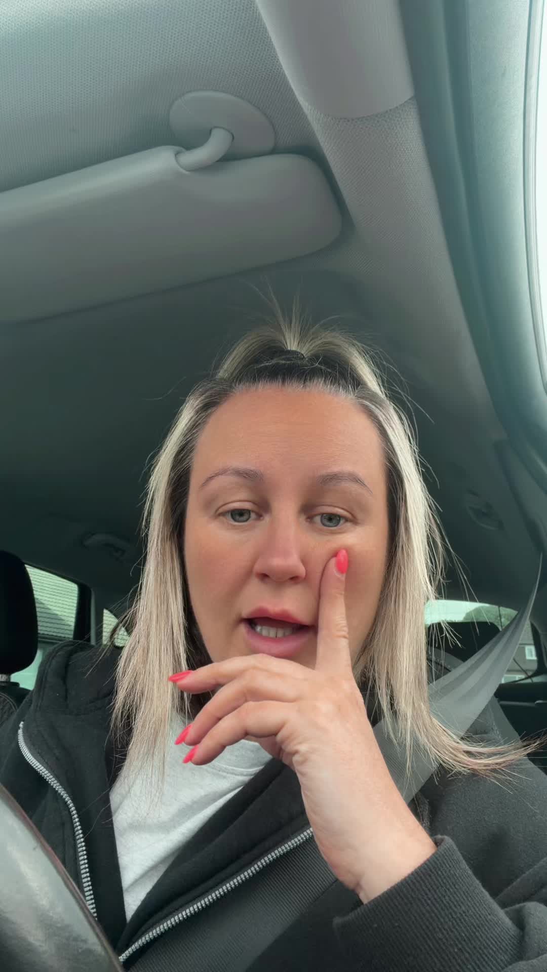 @Rachlou