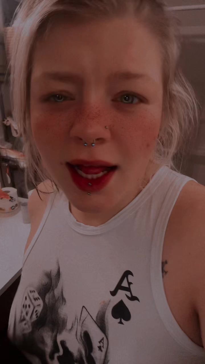 @Angel💀🦋
