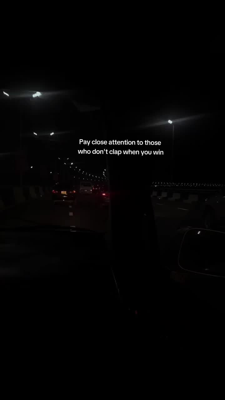 @𝗘𝗦𝗛𝗬𝗬⟆ 🚩
