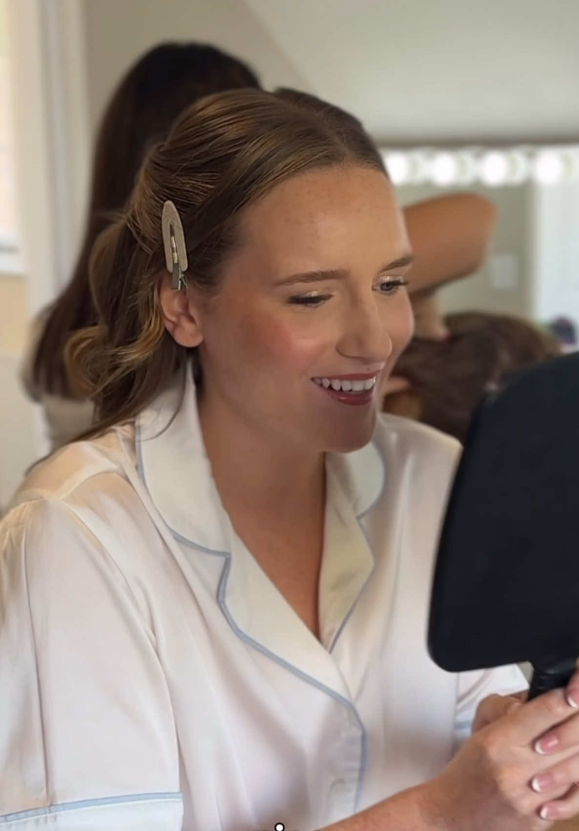 @MARY | Bridal Makeup Artist