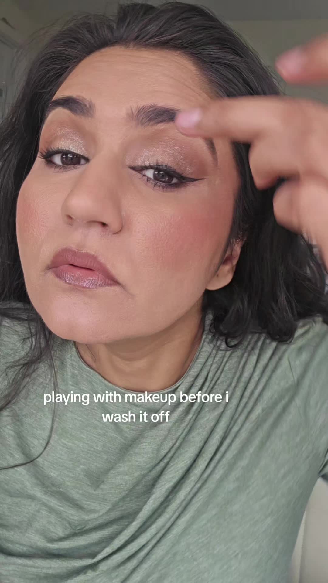 @MakeupWithJas