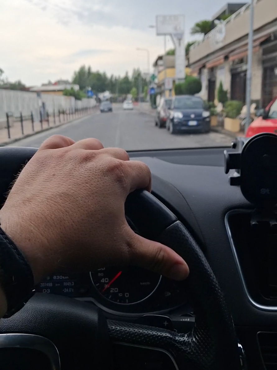 @Ridjan Markeçi🇦🇱🇮🇹🇨🇵🇨🇭