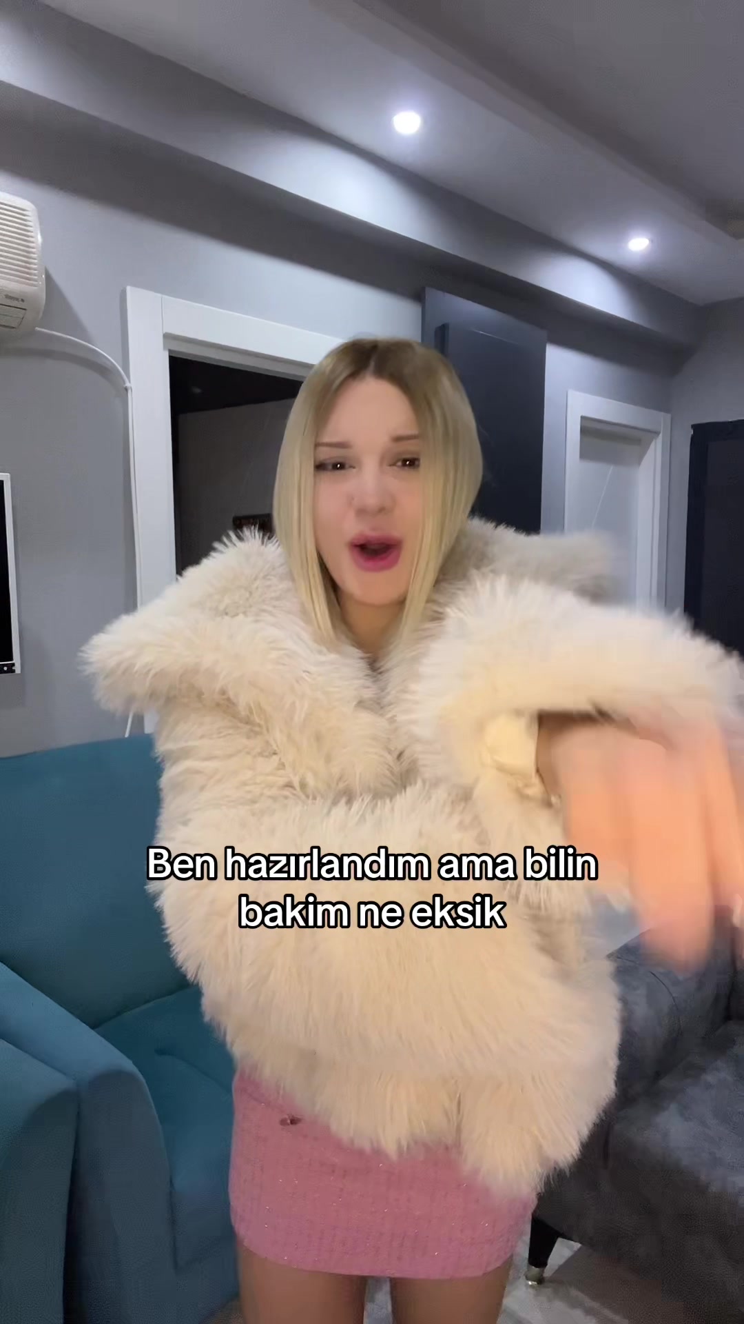 @Eceeresmi