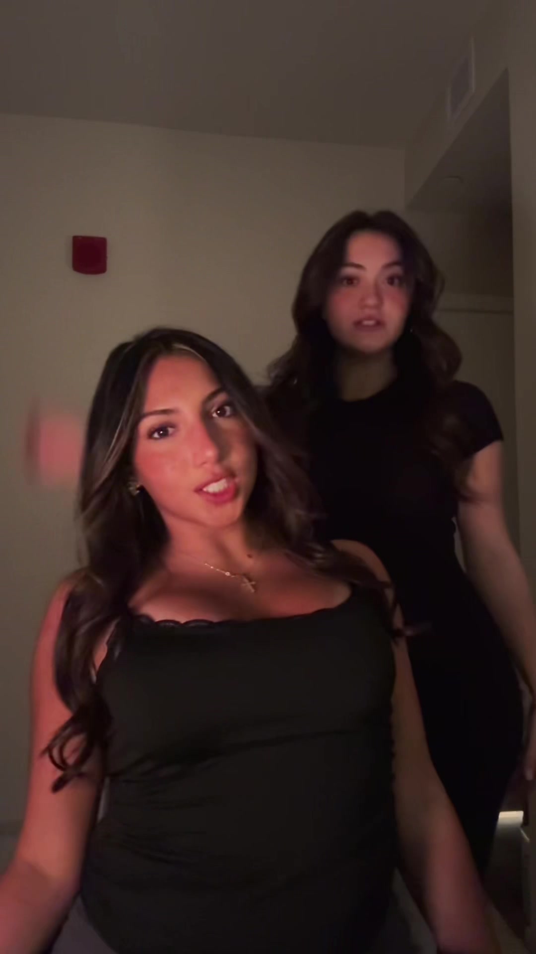 @Ana