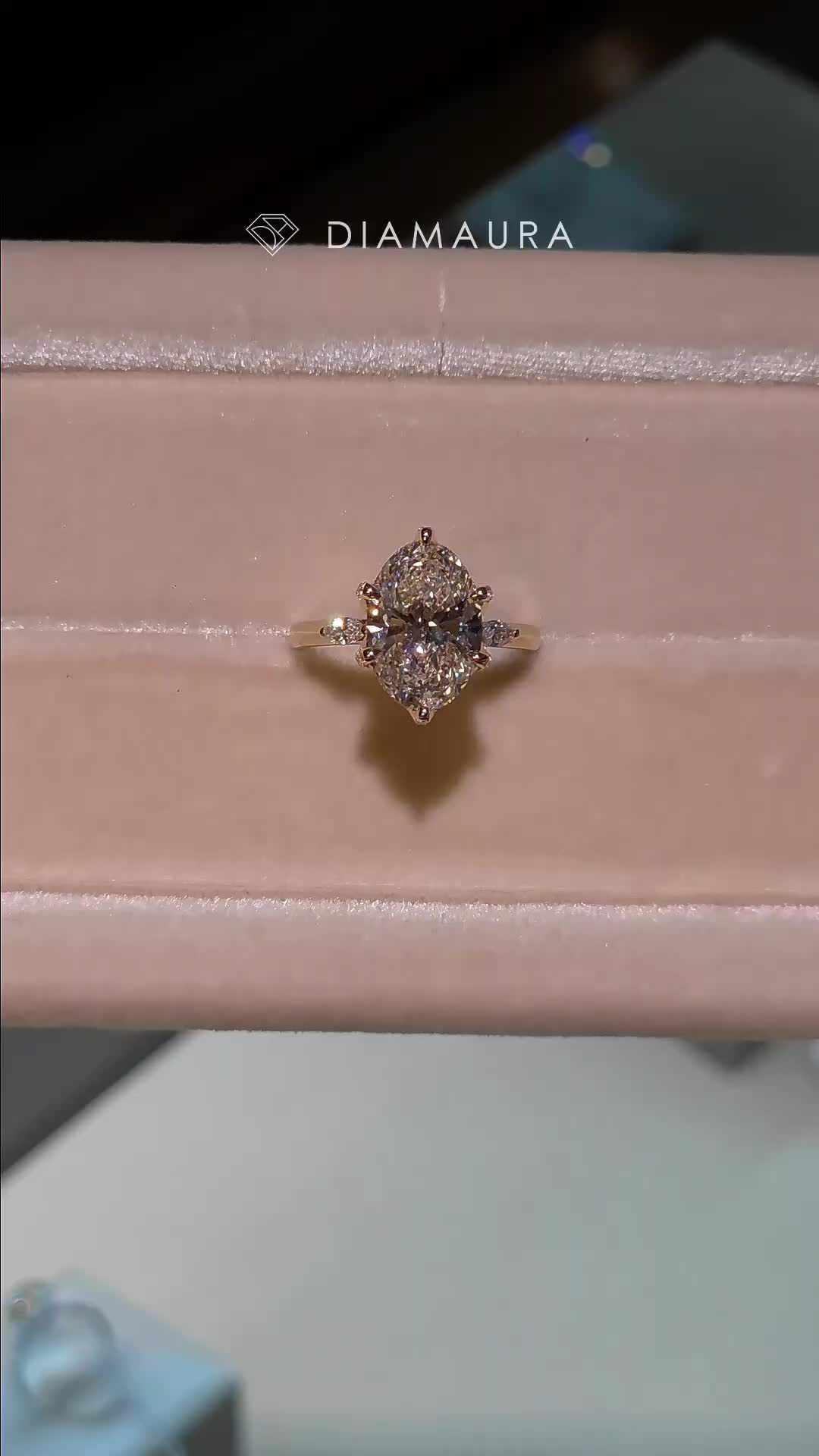 @DIAMAURA JEWELRY