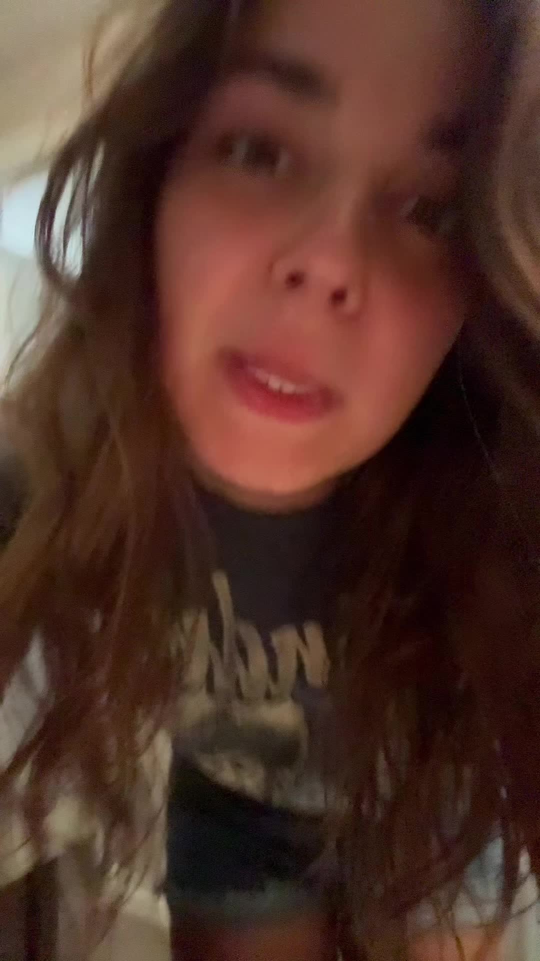 @hellafunchick