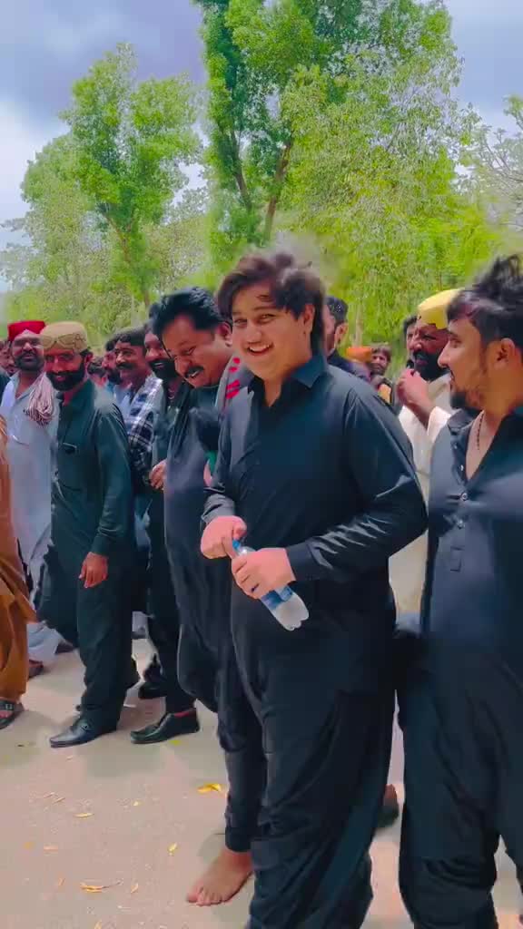 @Basit All Bhayo &hearts;️